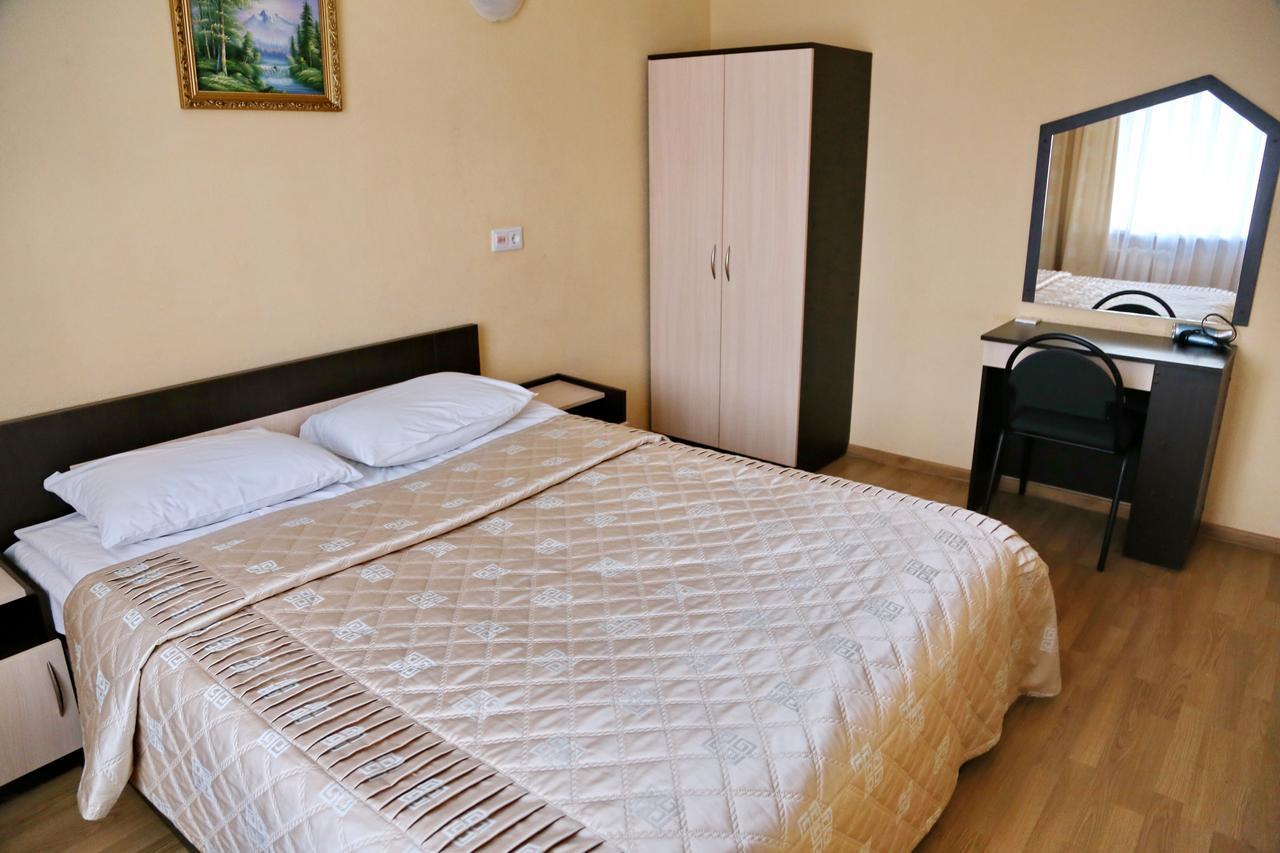 Turist Hotel Grodno Exterior photo